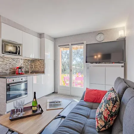 La Nuit De Mai-6 By Interhome Apartment